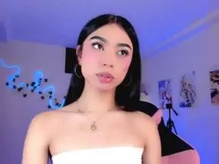 Camsoda Nude Webcam of reashell01