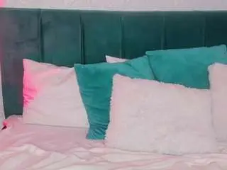 Camsoda Free Porn Cam of ninna-curly