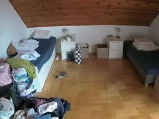 Camsoda Adult Video Chat of voyeurcam-julmodels-greybed-3
