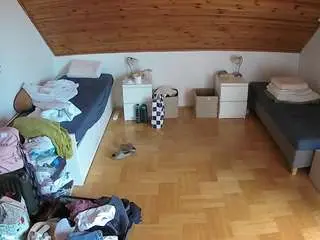 Camsoda Sex Cam of voyeurcam-julmodels-greybed-3