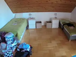Camsoda Live Sex of voyeurcam-julmodels-greybed-3