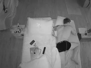 Camsoda Private Sex Chat of voyeurcam-celticiron-01