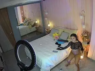 Camsoda Live Sex Cam of voyeurcam-casa-salsa-bedroom-2
