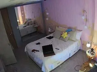 Camsoda Live Sex of voyeurcam-casa-salsa-bedroom-2