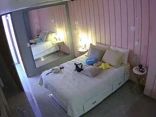 Camsoda Free Live Porn of voyeurcam-casa-salsa-bedroom-2