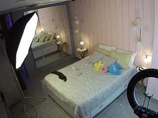 Camsoda Watch Live Sex Cams of voyeurcam-casa-salsa-bedroom-2