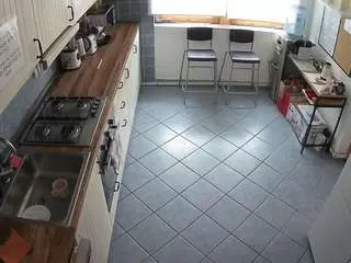 Camsoda Adult Webcams of voyeurcam-julmodels-kitchen-2