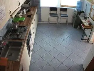 Camsoda Private Sex Chat of voyeurcam-julmodels-kitchen-2