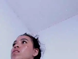 Camsoda Sex Cam of krisleen18