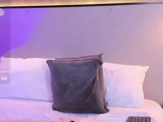 Camsoda Free Live Porn of mia-slora