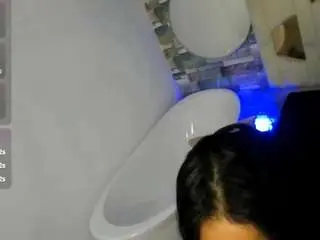 Camsoda Sex Cam of amhira-tay
