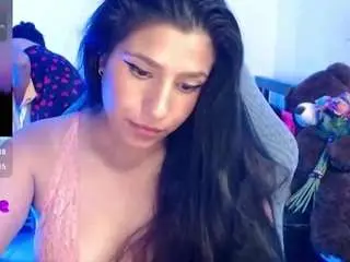 Camsoda Nude Webcam of aslyandrea