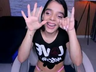Camsoda Watch Live Sex Cams of thaliaa-parkerr
