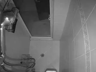 Camsoda Live Porn of voyeurcam-baileybase-shower