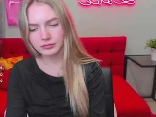Camsoda Live Porn of evelineamore