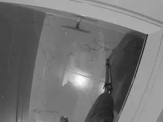 Camsoda Nude Webcam of voyeurcam-casa-salsa-bathroom-12