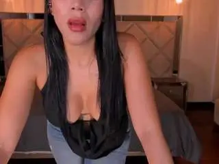 Camsoda Free Porn Cam of charlottecox1