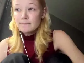 Camsoda Sex Cam of sandraallamong