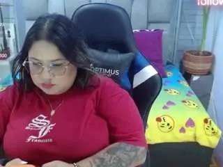Camsoda Sex Cam of evelinzaens