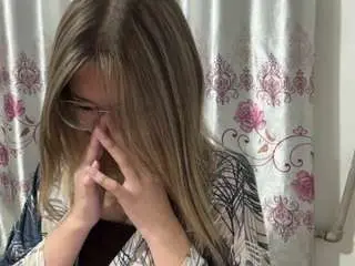 Camsoda Free Porn Cam of ulrikelagrange