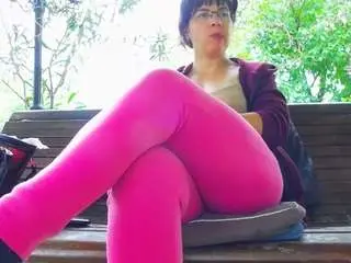 Camsoda Adult Webcams of mellysquirtybiglabia