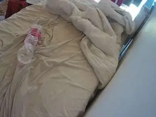 Camsoda Best live sex cam show of voyeurcam-julmodels-whitebed-4