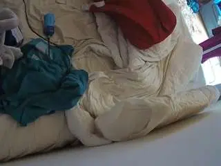 Camsoda Adult Video Chat of voyeurcam-julmodels-whitebed-4