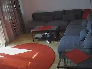 Camsoda Adult Webcam of voyeurcam-julmodels-living-1