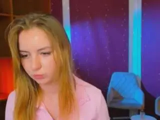 Camsoda Nude Webcam of lina-moone