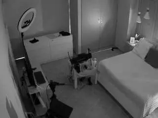 Camsoda Live Sex Cam of voyeurcam-casa-salsa-bedroom-12