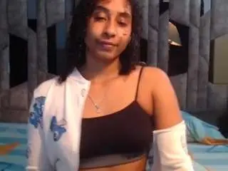 Camsoda Nude Webcam of yohatinelly