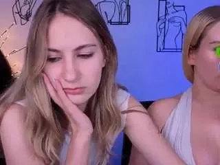 Camsoda Nude Webcam of riley-sanders