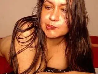 Camsoda Free Live Porn of milfnaughtyy