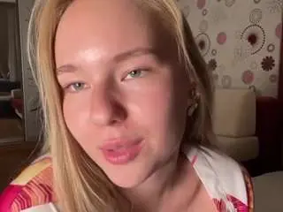Camsoda Nude Webcam of mitsukocromeans