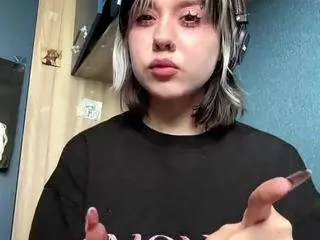 Camsoda Nude Webcam of shantelhurt