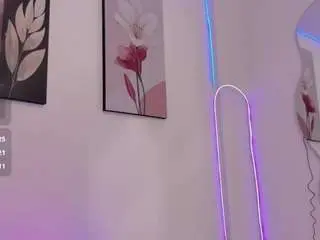 Camsoda Best Webcam of natashaa-black