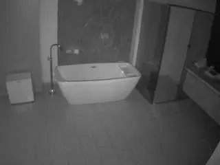 Camsoda Private Sex Chat of voyeurcam-casa-salsa-bathroom-4