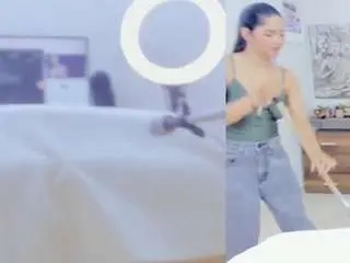 Camsoda Adult Video Chat of emily-philip