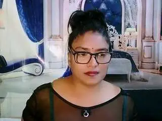 Camsoda Nude Webcam of indiablackpanther