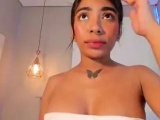 Camsoda Free Live Porn of scarlet-vixen