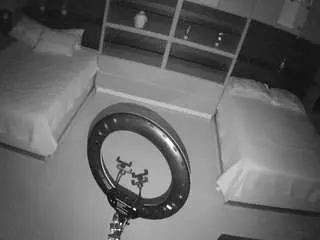 Camsoda Adult Webcam of voyeurcam-casa-salsa-versus-room