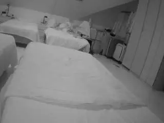 Camsoda Adult Webcams of voyeurcam-julmodels-bed-1