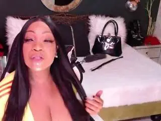 Camsoda Watch Live Sex Cams of madikeyhappyy