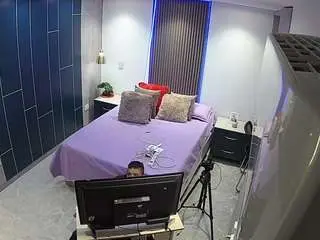 Camsoda Live Sex Cam of voyeurcam-casa-salsa-bedroom-8