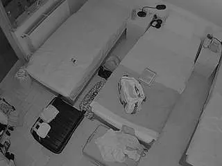Camsoda Adult Webcams of voyeurcam-julmodels-bed-7