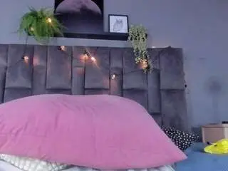 Camsoda Free Porn Cam of dulceaurora1