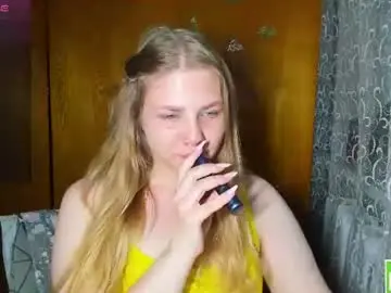 Chaturbate Free Live Porn of emmafrizea
