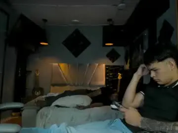 Chaturbate Best live sex cam show of mr_mois