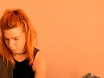 Chaturbate Live Sex Cam of aliceinredsquare_
