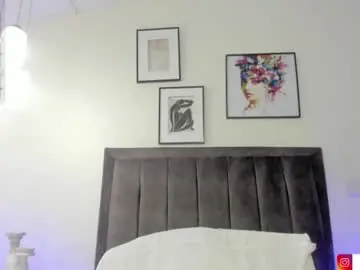 Chaturbate Live Porn of helen_mooree